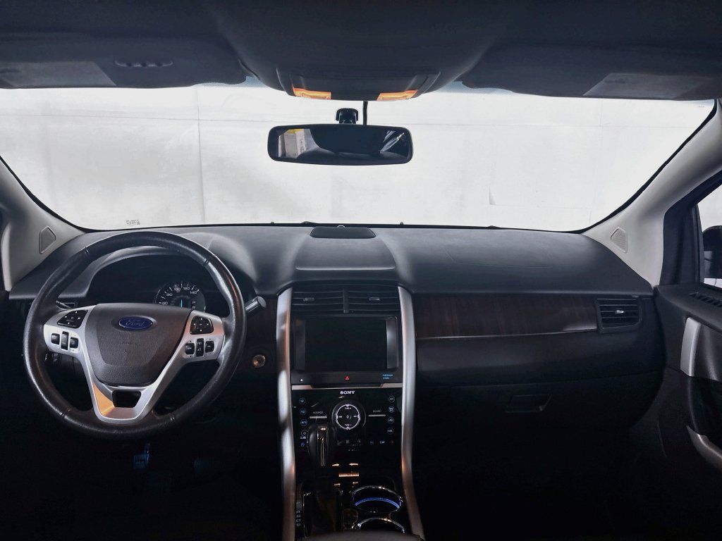 Used 2014 Ford Edge Limited AWD/4WD image 12