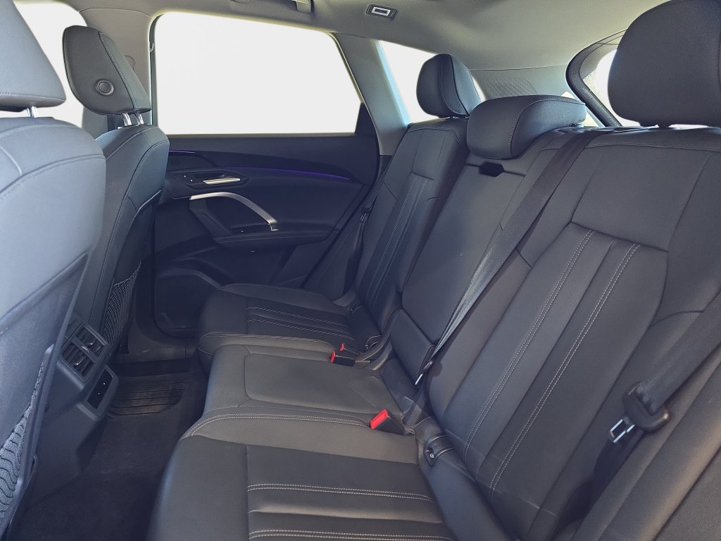 Used 2025 Audi Q5 Premium w/ Convenience Package AWD/4WD image 17