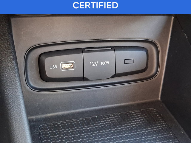 Certified 2022 Hyundai Venue SE FWD image 22