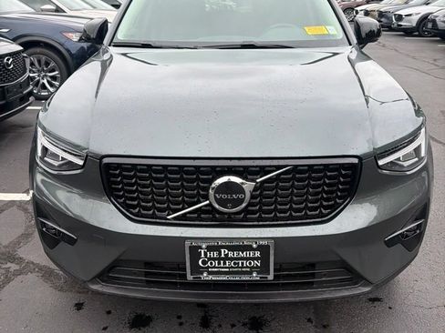 Used 2026 Volvo XC40 B5 Plus w/ Protection Package Premier AWD/4WD image 5