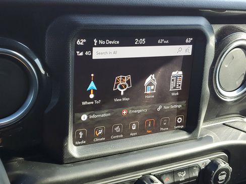 Used 2021 Jeep Wrangler Unlimited Sahara image 20