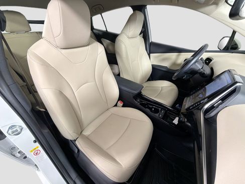 Used 2022 Toyota Prius Limited image 27
