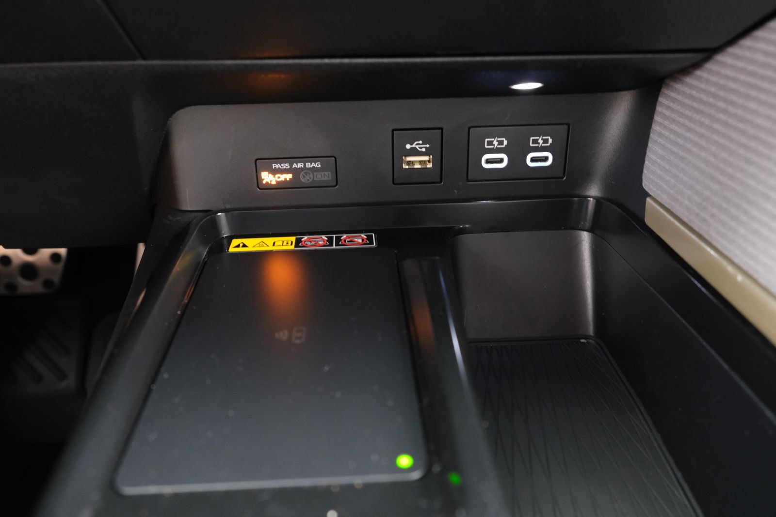 Used 2026 Toyota Camry SE w/ Convenience Package FWD image 20