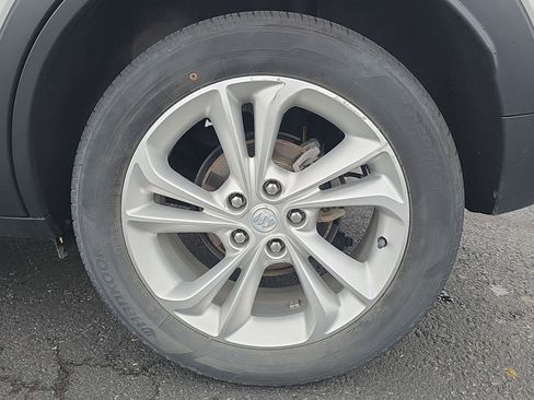 Used 2022 Buick Encore GX Preferred w/ Cold Weather Comfort Package AWD/4WD image 9