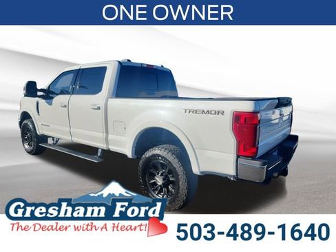 Used 2020 Ford F350 Lariat w/ Tremor Off-Road Package image 3