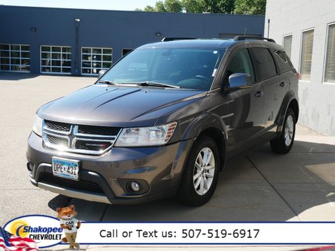 Used 2019 Dodge Journey SE image 32