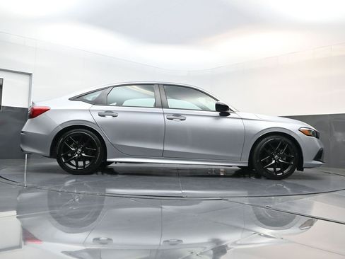 Used 2022 Honda Civic Sport image 15