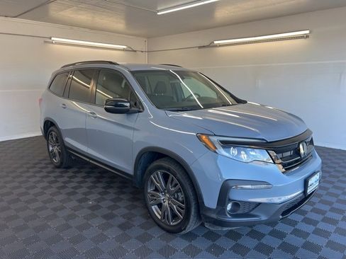Used 2022 Honda Pilot Sport image 2
