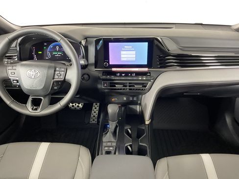 New 2026 Toyota Camry SE FWD image 13
