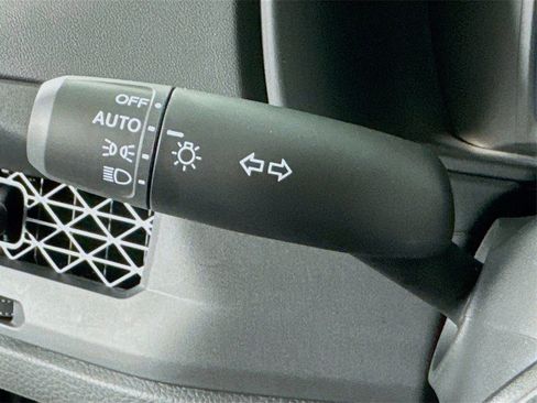 Certified 2025 Honda Accord SE image 17