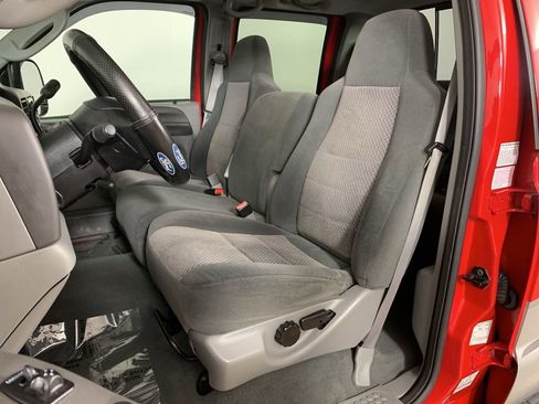 Used 2003 Ford F350 XLT RWD image 23
