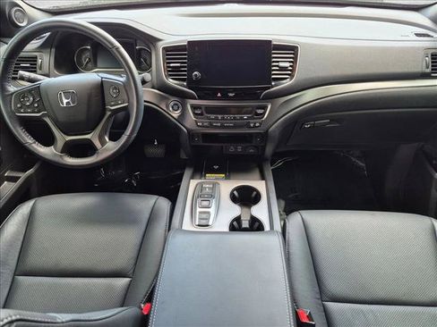 Used 2024 Honda Passport EX-L image 16