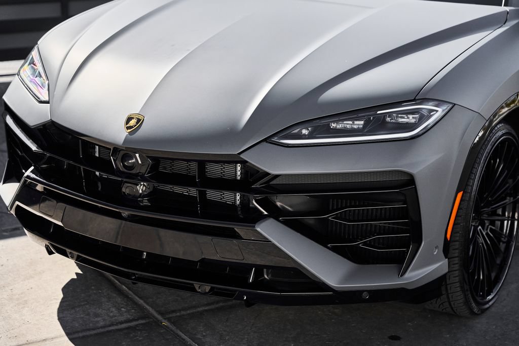 Used 2025 Lamborghini Urus SE AWD/4WD image 6