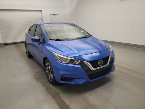 Used 2021 Nissan Versa SV FWD image 13
