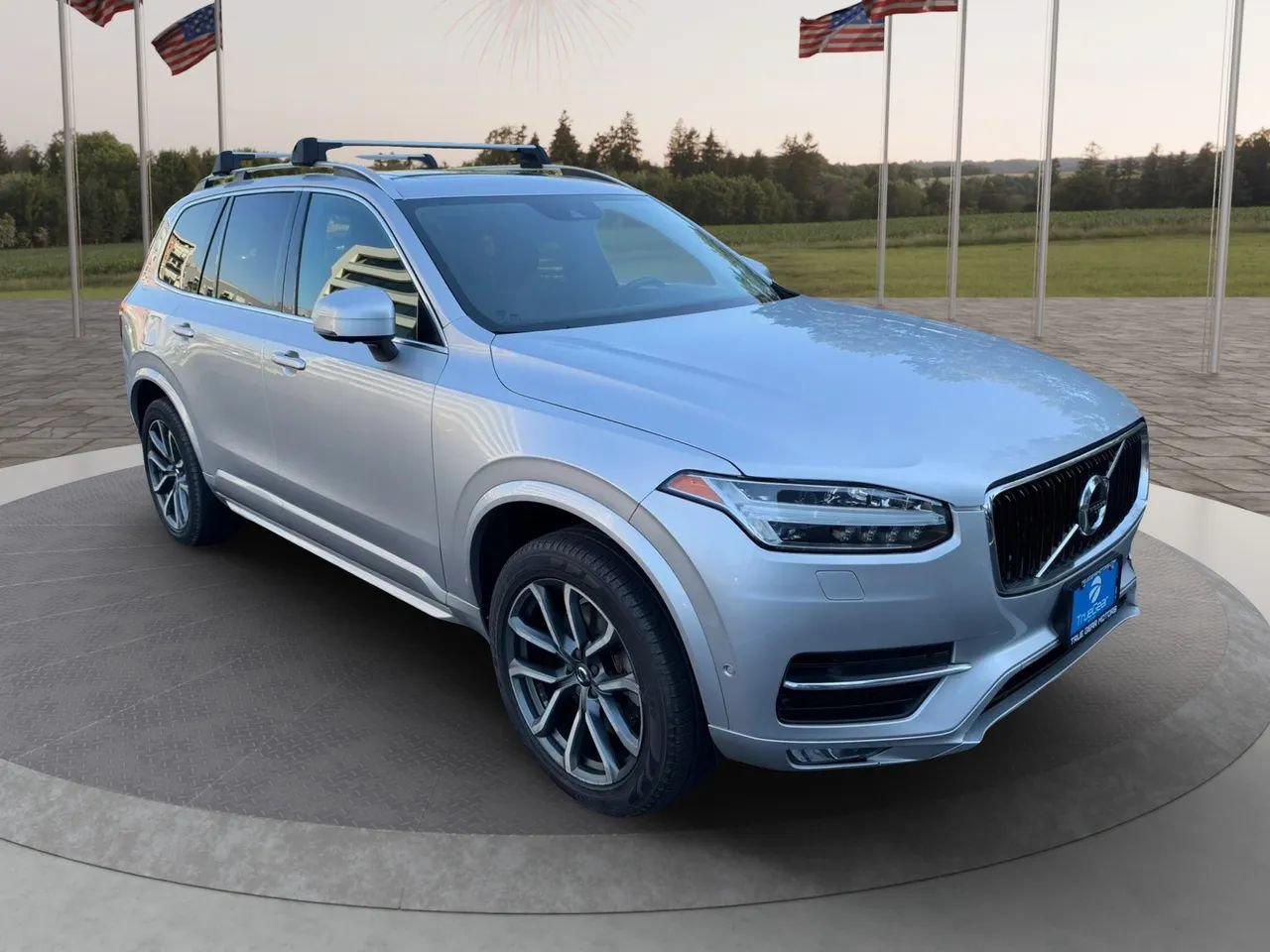 Used 2018 Volvo XC90 T6 Momentum w/ Convenience Package AWD/4WD image 8