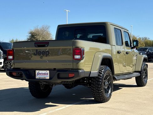 New 2026 Jeep Gladiator Sport AWD/4WD image 9