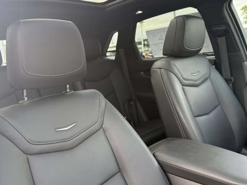 Certified 2024 Cadillac XT5 Premium Luxury FWD image 24