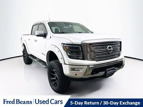 Used 2021 Nissan Titan Platinum Reserve w/ Moonroof Package image 1