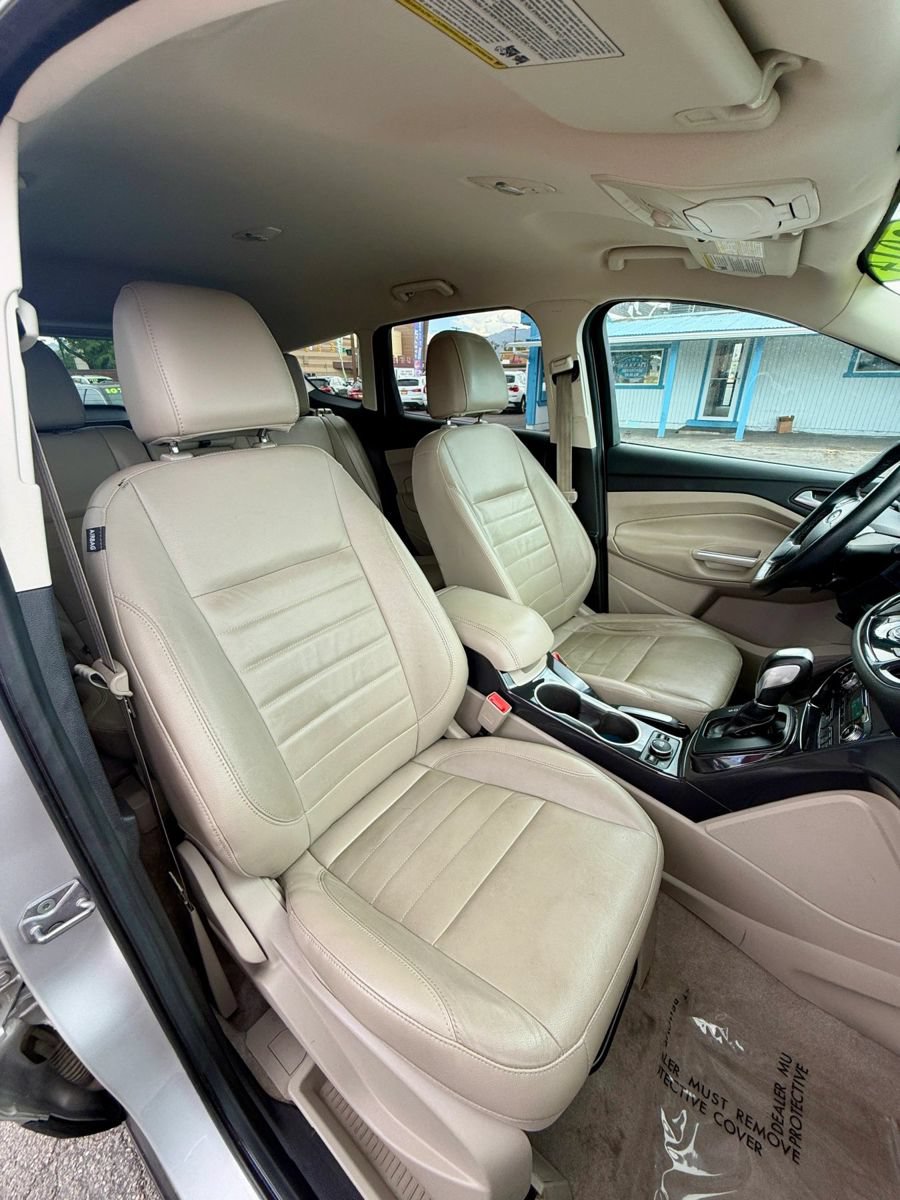 Used 2014 Ford Escape Titanium w/ Equipment Group 401A AWD/4WD image 10