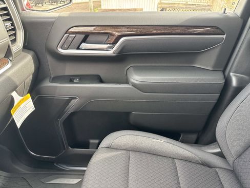 New 2026 GMC Sierra 1500 SLE image 26