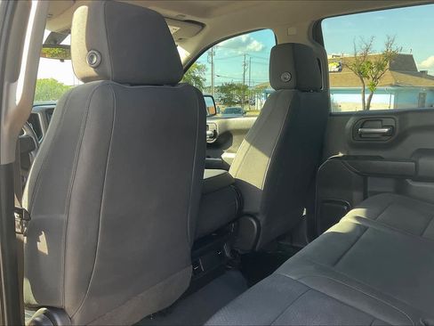 Used 2019 Chevrolet Silverado 1500 Custom w/ Custom Convenience Package image 12