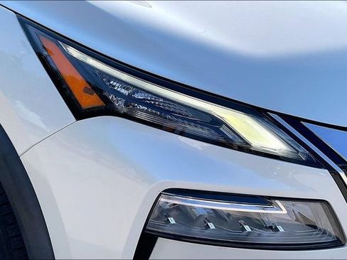 Certified 2023 Nissan Rogue SL w/ SL Premium Package FWD image 27