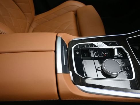 Certified 2024 BMW X5 sDrive40i w/ Premium Package RWD image 27