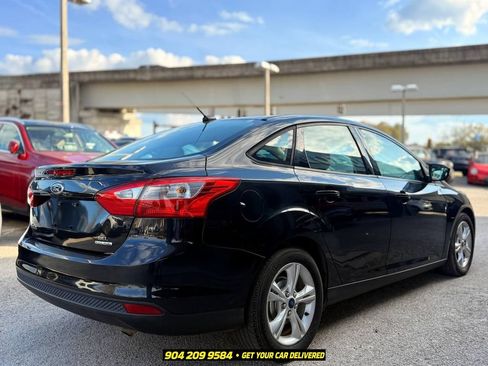 Used 2014 Ford Focus SE FWD image 7