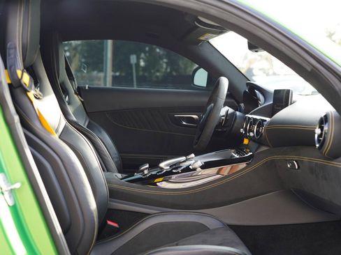 Used 2018 Mercedes-Benz AMG GT R image 11