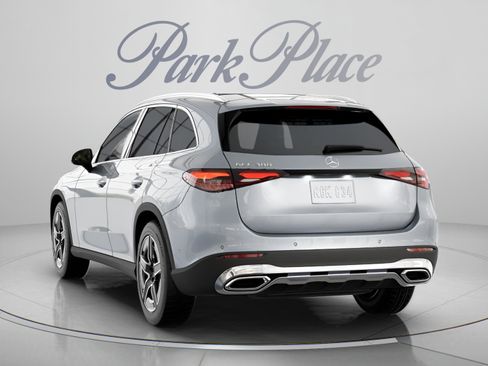 Used 2026 Mercedes-Benz GLC 300 image 15
