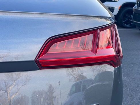 Used 2020 Audi Q5 2.0T Premium w/ Convenience Package image 18