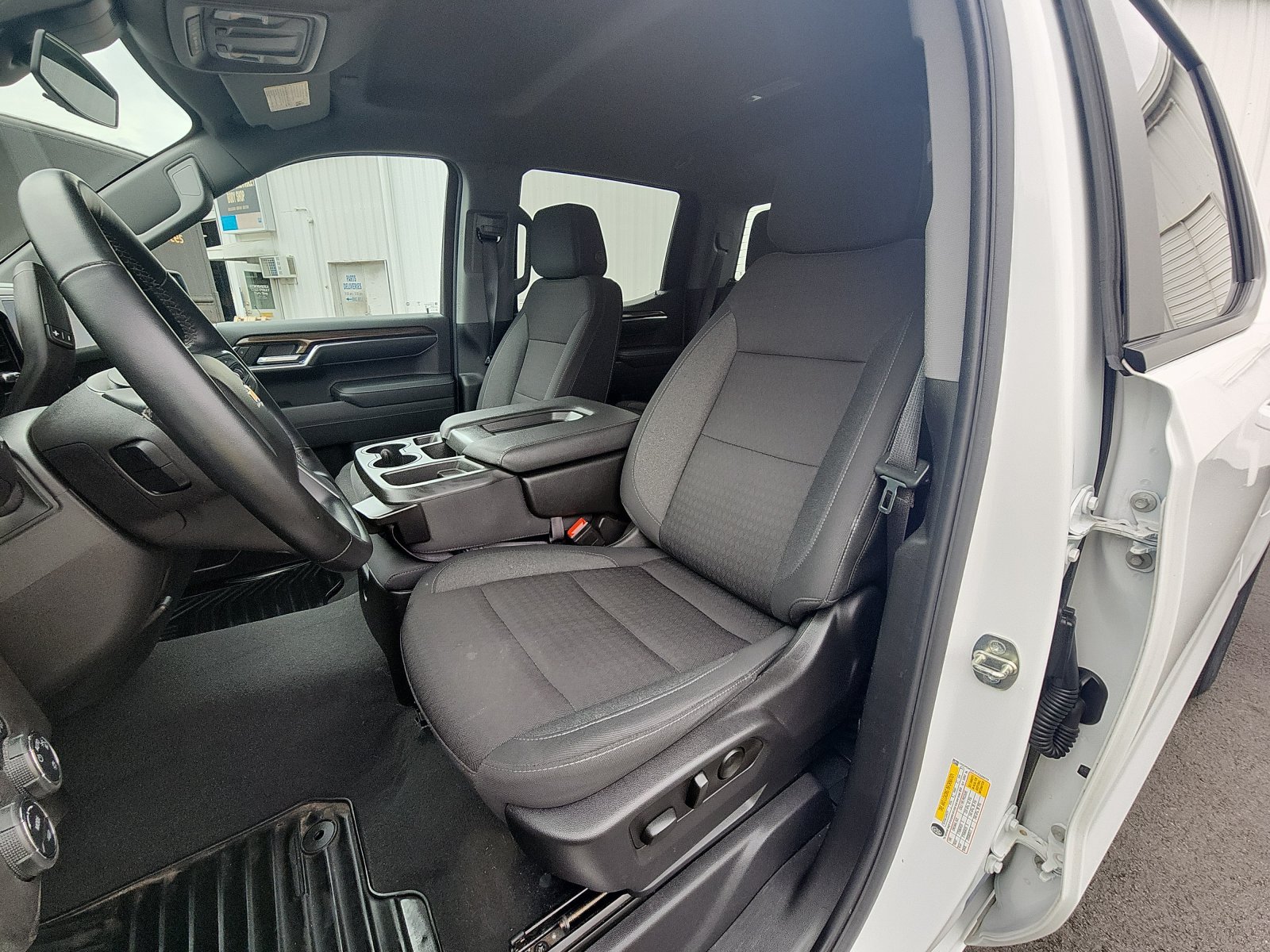 Used 2023 Chevrolet Silverado 1500 LT AWD/4WD image 21