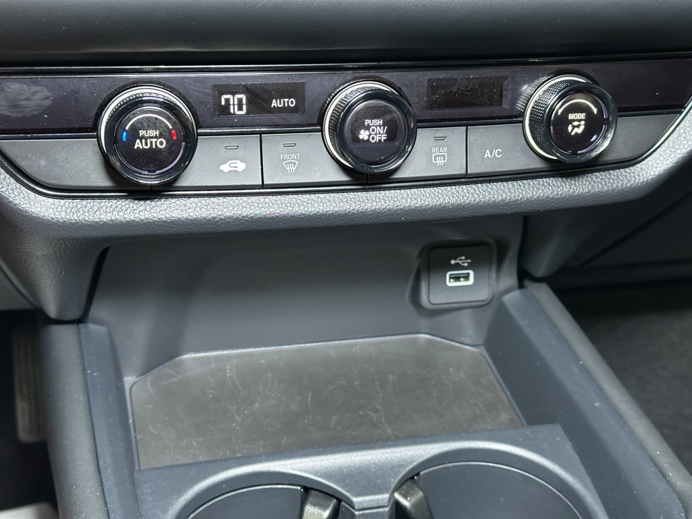 Used 2025 Honda HR-V LX image 30