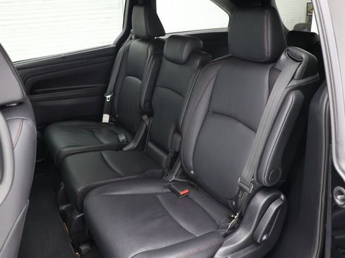 Used 2025 Honda Odyssey Sport-L image 10