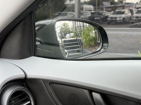 Used 2021 Hyundai Kona SEL FWD image 29
