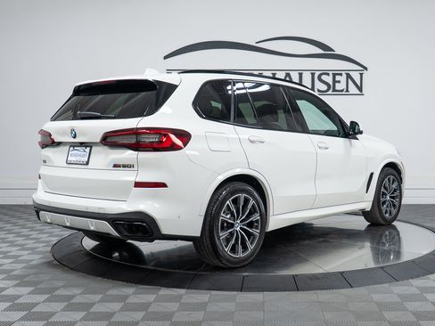 Used 2021 BMW X5 M50i AWD/4WD image 5