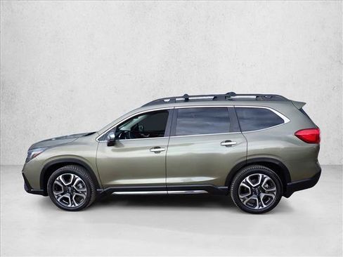 Used 2023 Subaru Ascent Touring AWD/4WD image 2