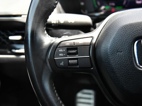 Used 2024 Honda Accord Sport image 32
