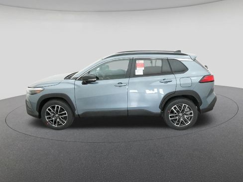 New 2026 Toyota Corolla Cross XLE w/ Convenience Package FWD image 3