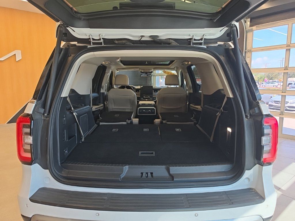 Used 2024 Ford Expedition Limited RWD image 51