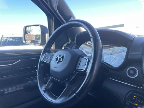 Used 2022 RAM 1500 Limited w/ Body-Colour Bumper Group image 29