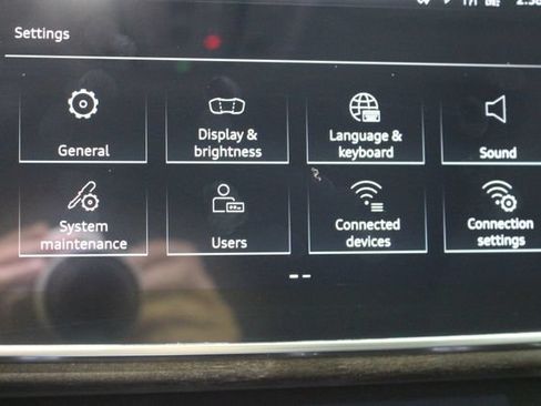 Used 2022 Audi Q8 Premium Plus w/ Premium Plus Package AWD/4WD image 27