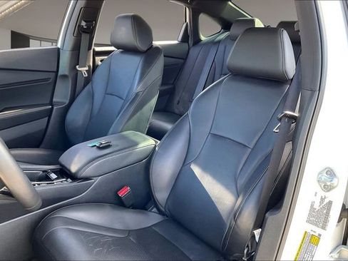 Used 2023 Honda Accord Sport image 15