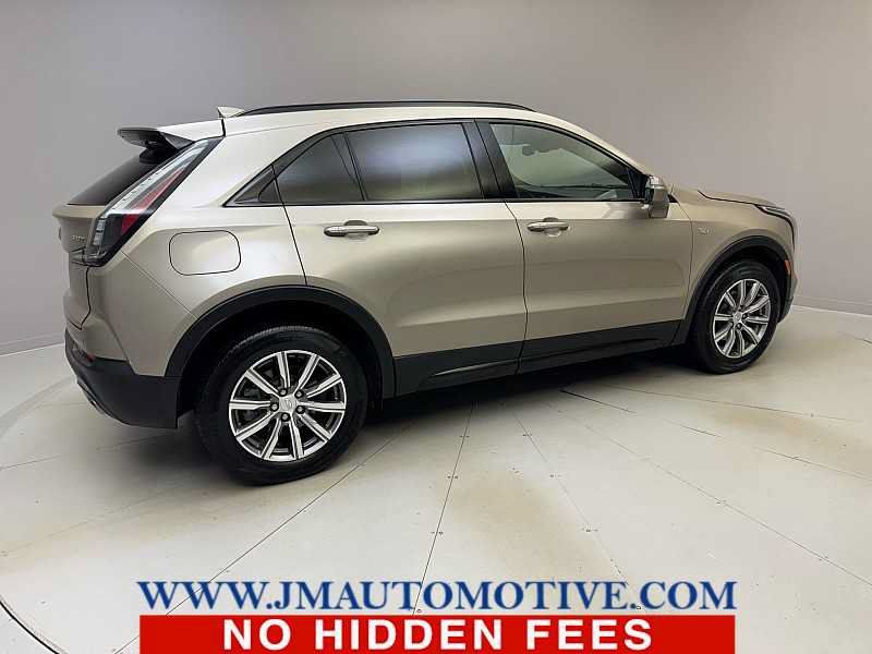 Used 2023 Cadillac XT4 Sport w/ Trailering Package AWD/4WD image 5