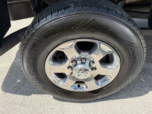 Used 2018 RAM 2500 Big Horn AWD/4WD image 32