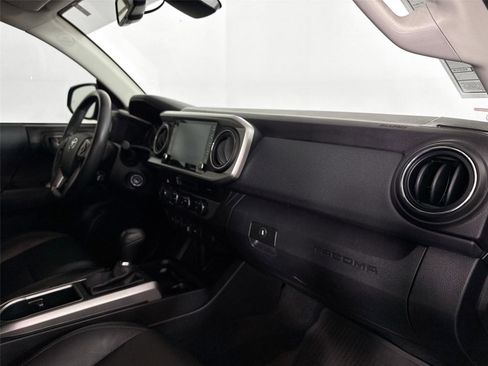 Certified 2022 Toyota Tacoma SR5 w/ Trail Edition image 37