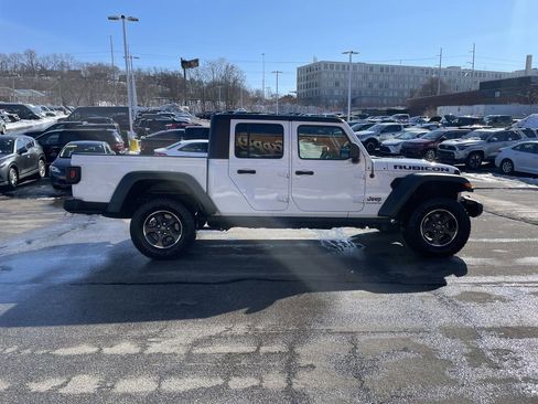 Used 2023 Jeep Gladiator Rubicon w/ Cold Weather Group AWD/4WD image 7