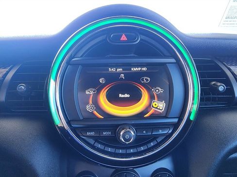 Used 2016 MINI Cooper S image 39