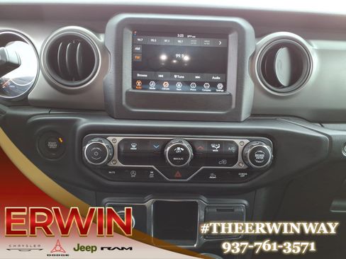 Used 2022 Jeep Wrangler Sport image 21