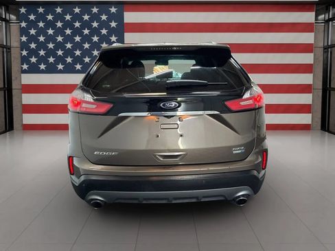 Used 2019 Ford Edge SEL w/ Equipment Group 201A AWD/4WD image 6